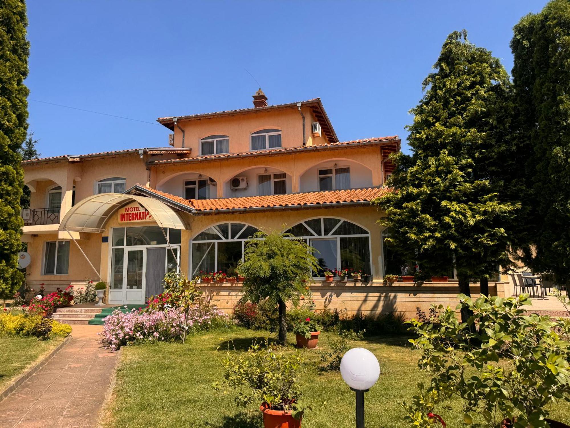 Motel International Berkovica Kültér fotó