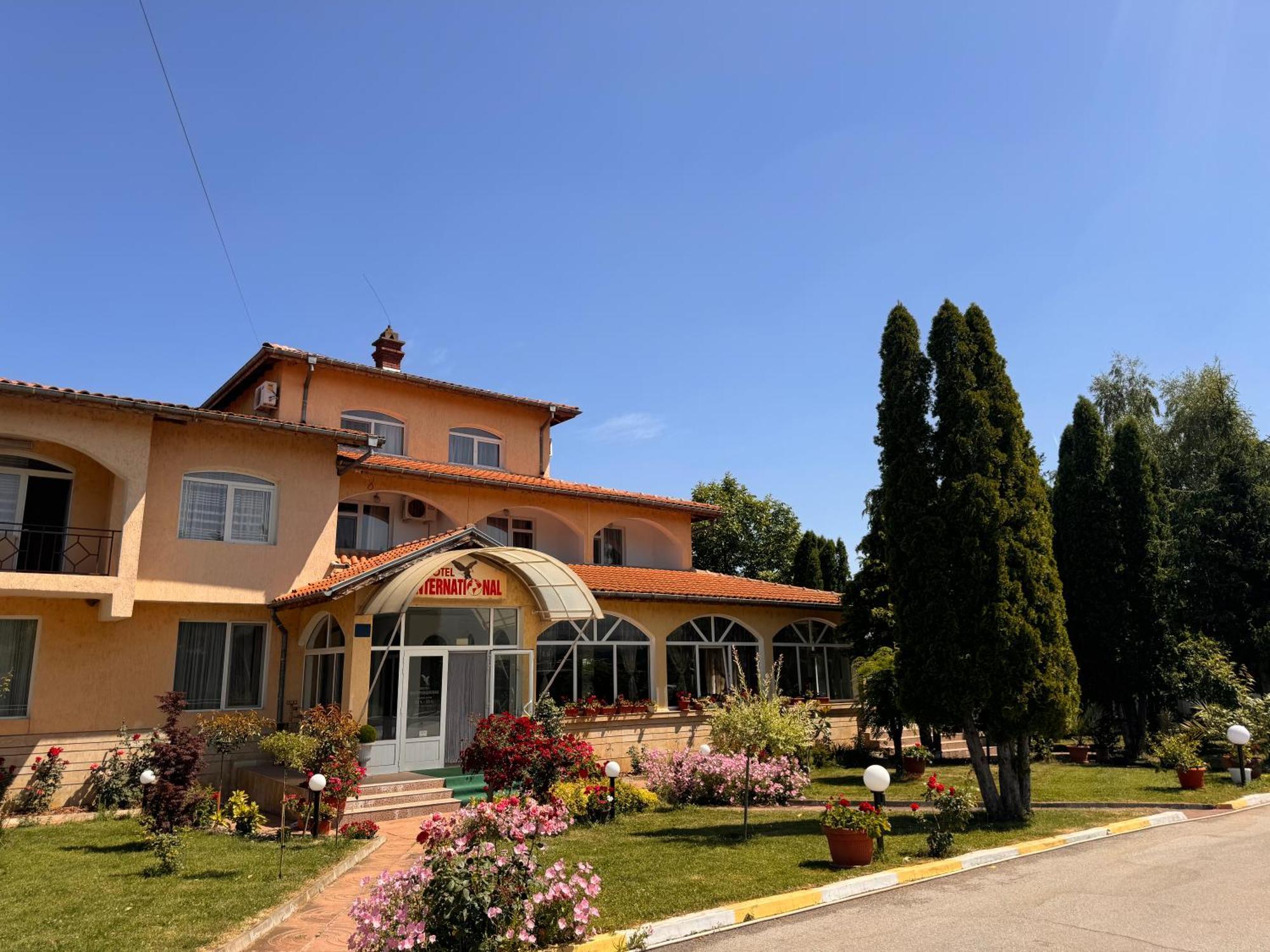Motel International Berkovica Kültér fotó