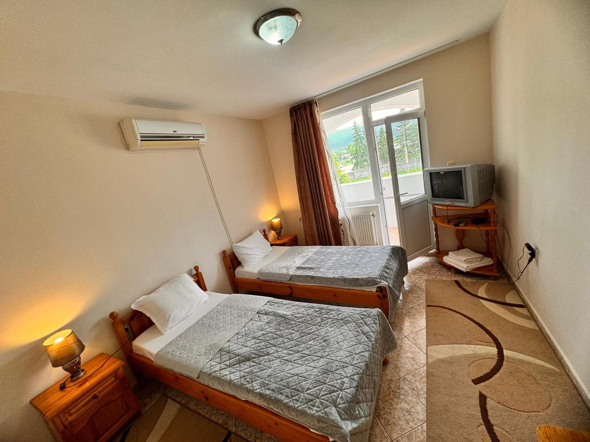 Motel International Berkovica Kültér fotó